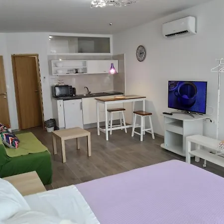 Nina Apartmán